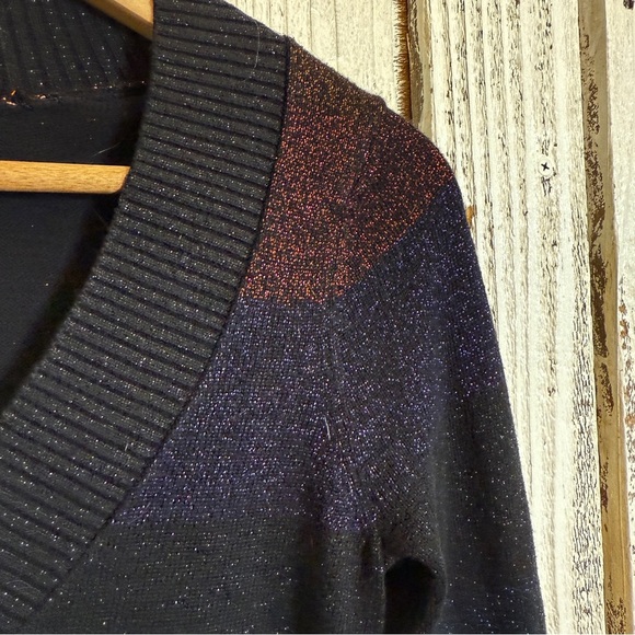 Express V-Neck Glitter Black Striped Sweater Women’s Size XS Multi-Color Festive - Picture 10 of 10